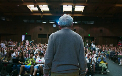ROBERT REICH: STANDING FOR THE LITTLE GUY AGAINST BULLIES