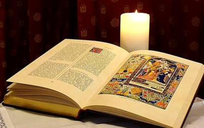 LEO TAKES UP THEME OF VATICAN II AND LITURGY